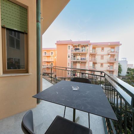 New Sea House Vicino La Spiaggia Del Lungomare Apartment Cefalu Exterior photo